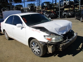 2002 TOYOTA CAMRY LE WHITE 2.4L AT Z17630